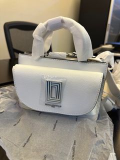 （分類：）位於 。 由 elltw 提交（商品編號 1359166429，圖片 1）。簡介： 。
