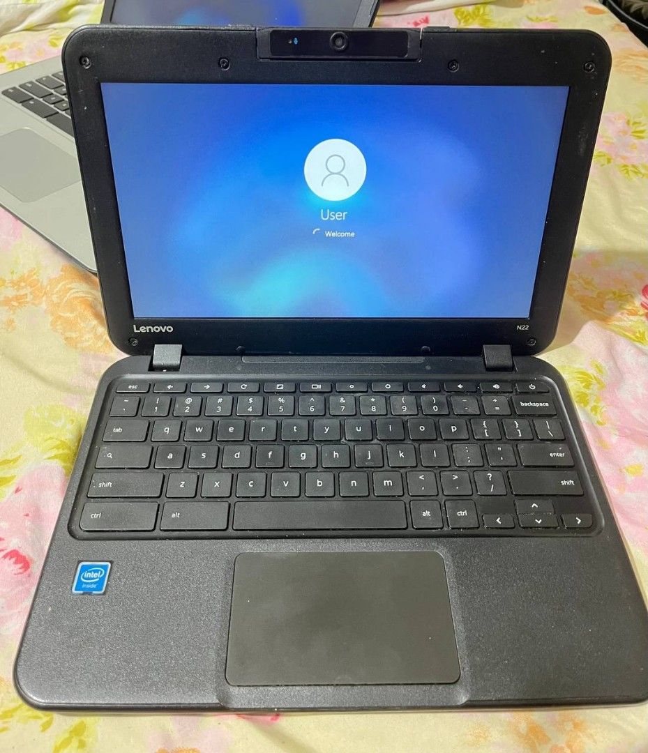 Lenovo Chromebook (Category: Laptops & Notebooks) located in Quezon City. Submitted by ParkFilter (Listing ID 1359125193, Image 2). Description: Minor scratches but working perfectly fine. Swipe to see unit specs.