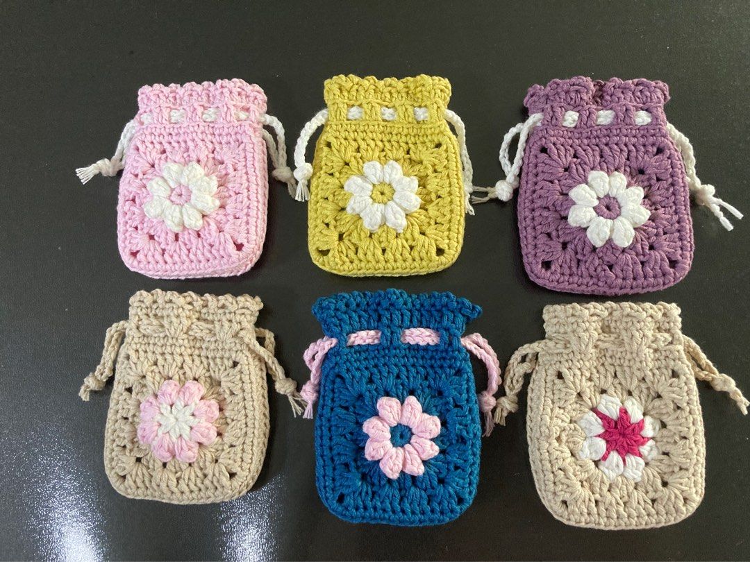 Mini drawstring pouch (Category: Handmade Craft) located in Singapore. Submitted by mapleswee (Listing ID 1359136718, Image 1). Description: Measurement about 8x 11 cm Price includes normal postage.