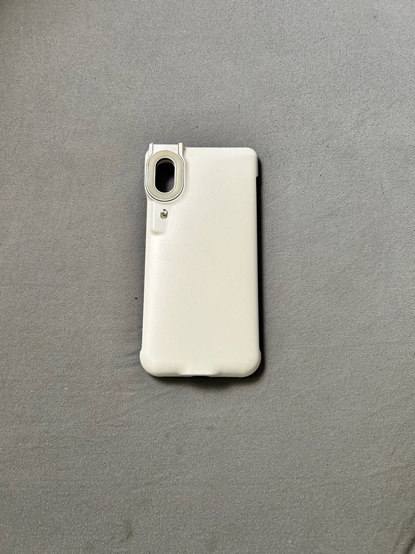 iPhone XR Case Ring Light (Category: Cases & Sleeves) located in Mandaluyong City. Submitted by dessaint (Listing ID 1359185367, Image 1). Description: Rfs: decluttering With extra silicone phone case fro iPhone 11.