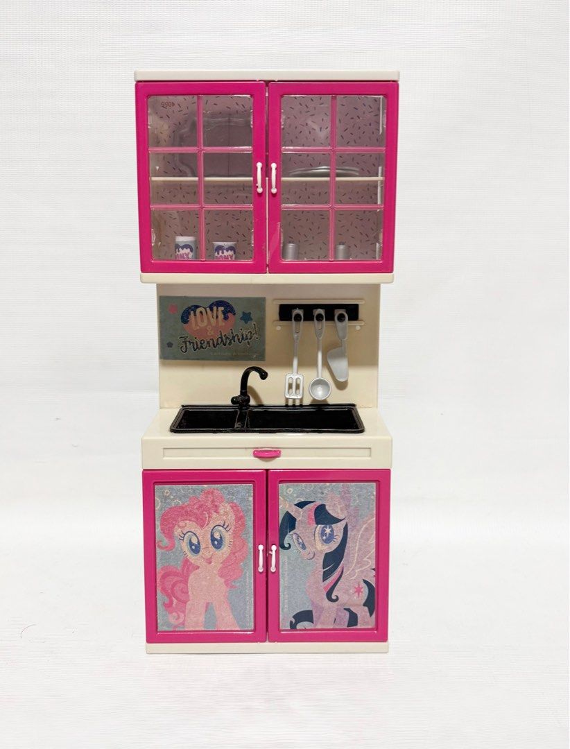 My Little Pony Mini Kitchen Playset with Accessories (Category: Kids Toys) located in Cainta. Submitted by mly_d (Listing ID 1359248402, Image 2). Description: My Little Pony Mini Kitchen Playset with Accessories ₱ 300 • This kitchen play set comes with a platter, 2 plates, cooking utensils, 2 pots with lid, tumblers and more. • This is perfect for kitchen pretend games as it has all the kitchen items as real-life settings, making the make-believ