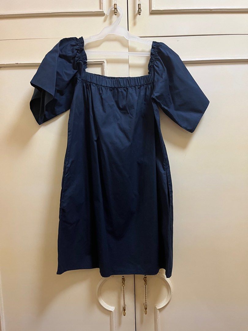 Nabu blue off shoulder short dress medium (Category: Dresses) located in Quezon City. Submitted by din728 (Listing ID 1359226366, Image 1). Description: With pockets.