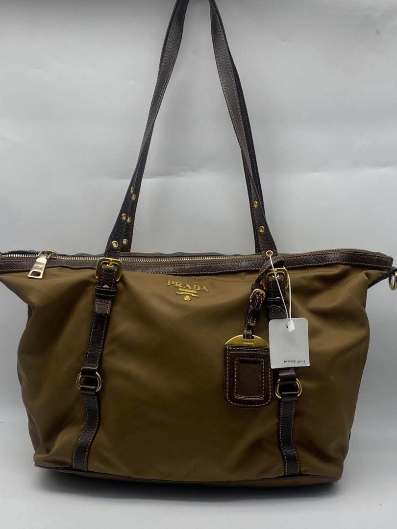 Prada Saffiano (Category: Luxury Bags & Wallets) located in Rizal. Submitted by loois18 (Listing ID 1359261305, Image 1). Description: PradaTessuto Saffiano two way bag. I’ll send more pictures upon request. .