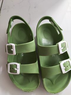 (Kategori: ) berada di . Dikirim oleh littleroom8 (ID iklan 1359146649, Gambar 1). Deskripsi: .