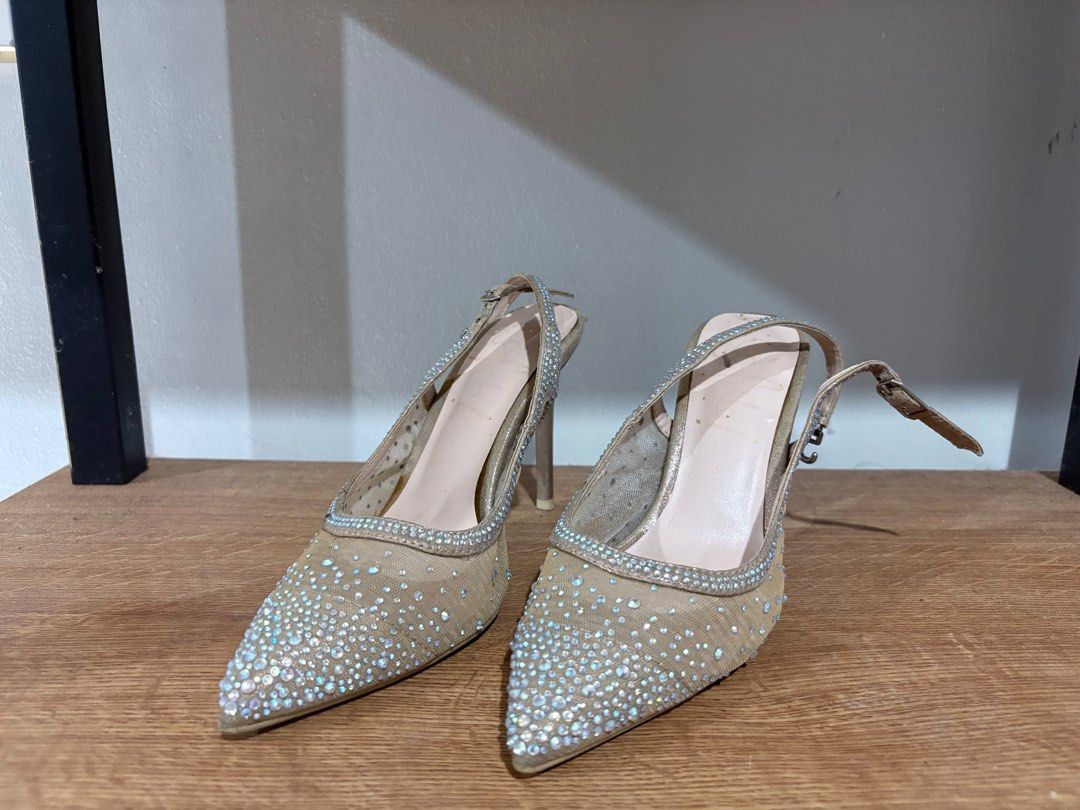 Sofab Heels (Category: Heels) located in Pasig City. Submitted by petite_declutter (Listing ID 1359289509, Image 2). Description: .