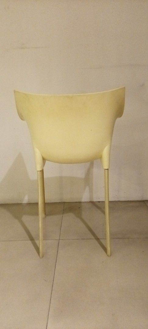 Stackable Plastic Chairs (Category: Chairs) located in Pasig City. Submitted by shirls08 (Listing ID 1359172214, Image 3). Description: minor scratches, slightly dirty.