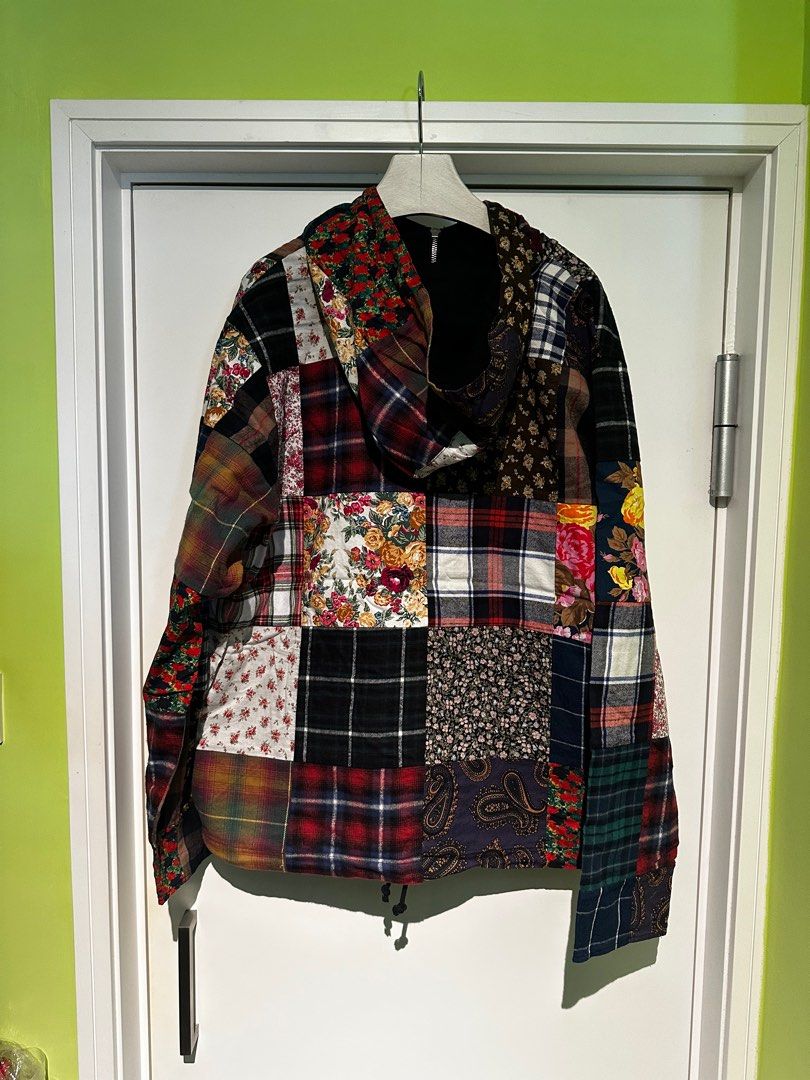 Supreme Patchwork Jacket （分類：衛衣）位於 Hong Kong。 由 panpeter_214 提交（商品編號 1359171140，圖片 2）。簡介： 售 (同步多谷） 所在地: 香港 產品名稱: Supreme Patchwork Jacket 尺寸 : Large 新舊程度: 100%全新 價錢: $3500 交易方法: 屯門西鐵站 備註: 冇單，有原裝膠袋，介意勿投。