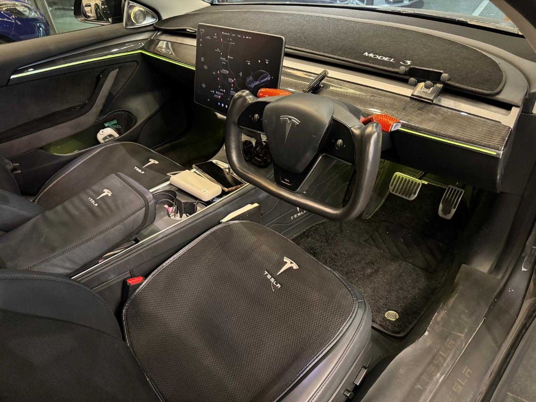 Tesla Model 3 SR Auto62863132413314111