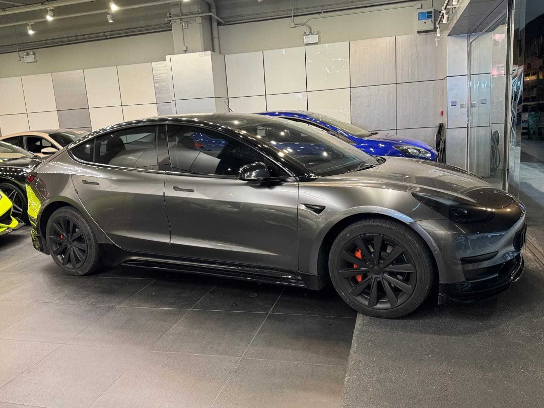 Tesla Model 3 SR Auto62863132413314114