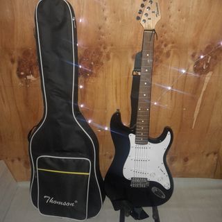 THOMSON ST1 ELECTRIC GUITAR W/ DAVIS AMPLIFIER