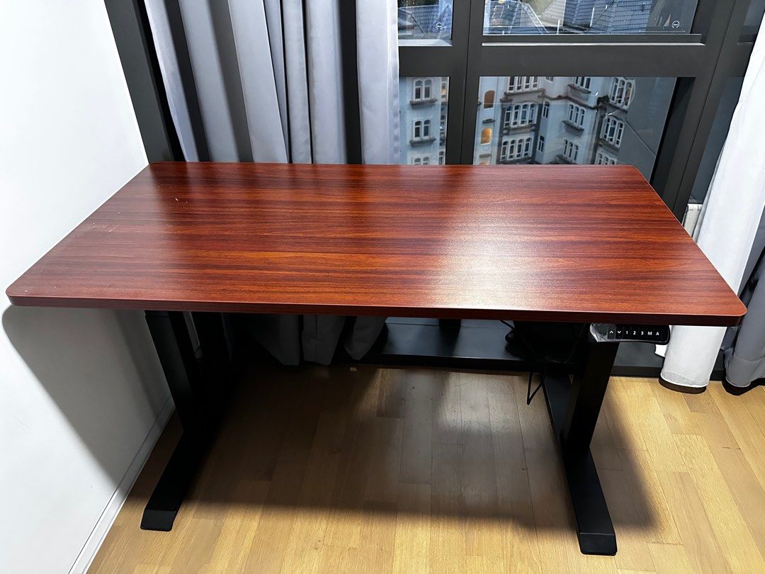 Title: Hess Pro 1.4M Programmable Electric Adjustable Table – Like New ...