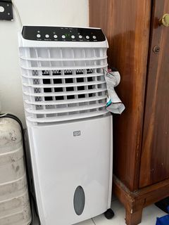 (Kategori: ) berada di . Dikirim oleh lapakgoodcondition (ID iklan 1355906225, Gambar 1). Deskripsi: .