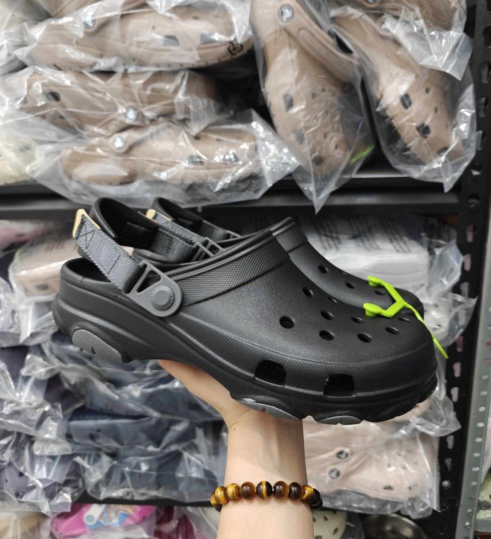 All terrain Black (Category: Sneakers & Footwear) located in Manila. Submitted by annegarciichua (Listing ID 1356028609, Image 3). Description: All terrain clog Black M4/W6 ❌ SOLD ❌ M5/W7 ❌ SOLD ❌ M6/W8 ❌ SOLD ❌ M7/W9 ❌ SOLD ❌ M8/W10 ❌ SOLD ❌ M9/W11 ❌ SOLD ❌ M10/W12 ❌ SOLD ❌ 💯 % Legit! ✅ Hang tags ✅ Zip lock.