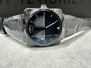 （分類：）位於 。 由 honest_timewatch 提交（商品編號 1355986601，圖片 1）。簡介： 。
