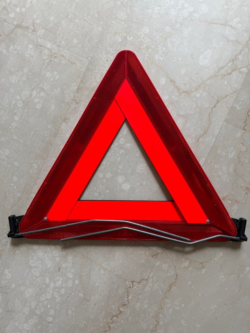 Breakdown Triangular Sign (Category: Emergency Tools) located in Singapore. Submitted by starrynight37 (Listing ID 1355897154, Image 2). Description: Brand new! Made in Finland. Good quality. .