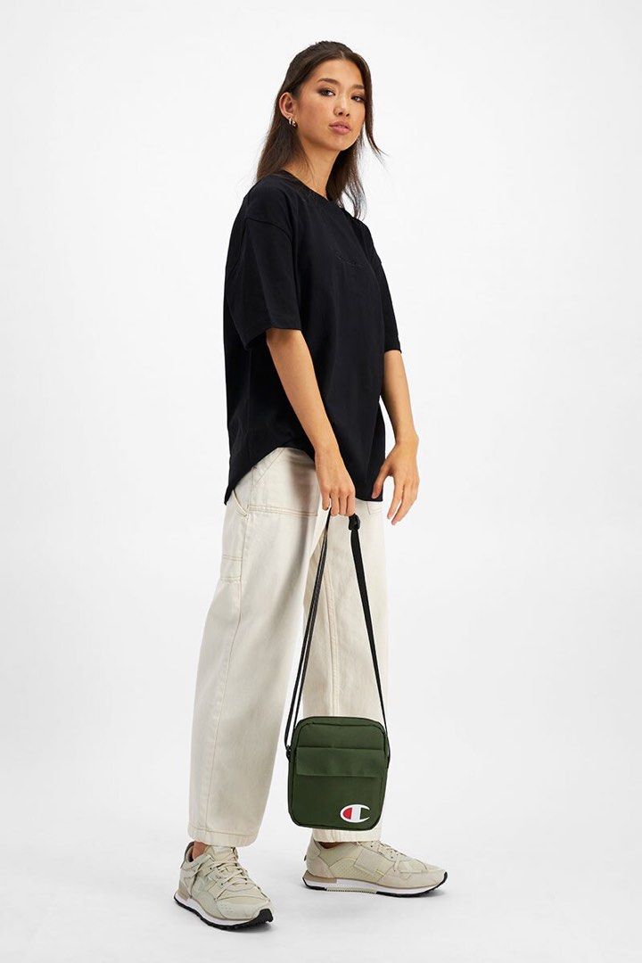 champion sling bag (Category: Sling Bags) located in San Fernando. Submitted by toki0 (Listing ID 1356016934, Image 3). Description: brandnew still has tag below srp price mop: gcash mod: jnt/ggx/sdd 📍pampanga.