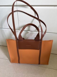 （分類：）位於 。 由 winabear 提交（商品編號 1355875013，圖片 1）。簡介： 。