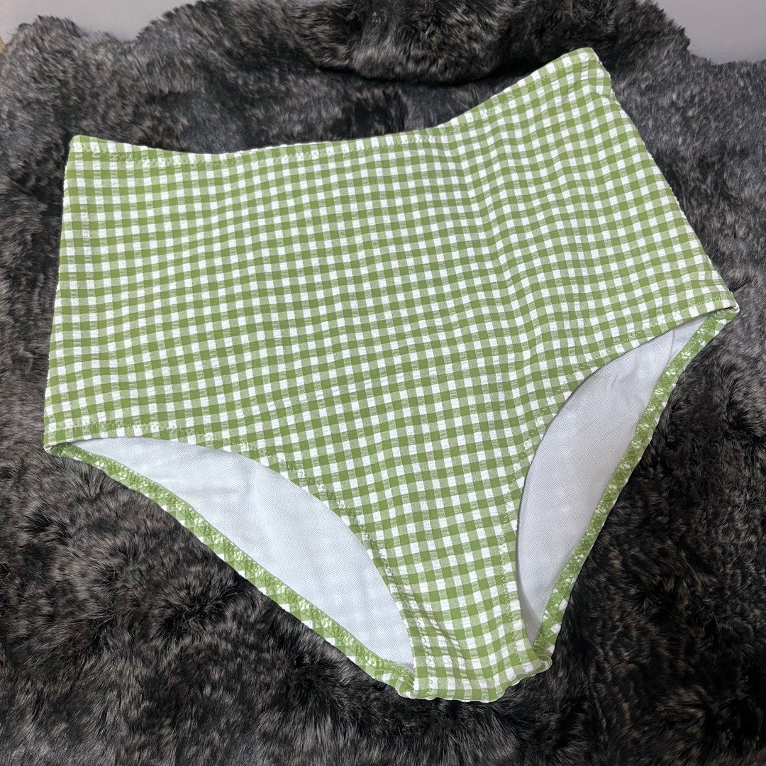 Coco Cabaña 2 peice | Highwaisted & padded (Category: Bikinis & Swimsuits) located in Paranaque City. Submitted by belle_cloud (Listing ID 1356009355, Image 3). Description: Coco Cabaña swimsuit | 2 peice highwaisted panty & padded brassiere in good used condition, likenew! used once! - i liked it, super! 🥰 very sexy, nice fit! nakakaputi, as innn!! :) perfect also for mabilbil, and CS Moms 🤗 small size 🫧 Lalamove ready! Shipping : J&T, LBC.