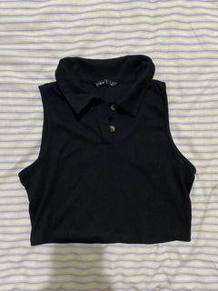 (Category: ) located in . Submitted by ct.closet (Listing ID 1356034477, Image 1). Description: .