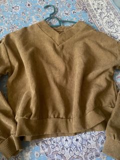 (Category: ) located in . Submitted by ammmm._ (Listing ID 1355878328, Image 1). Description: .