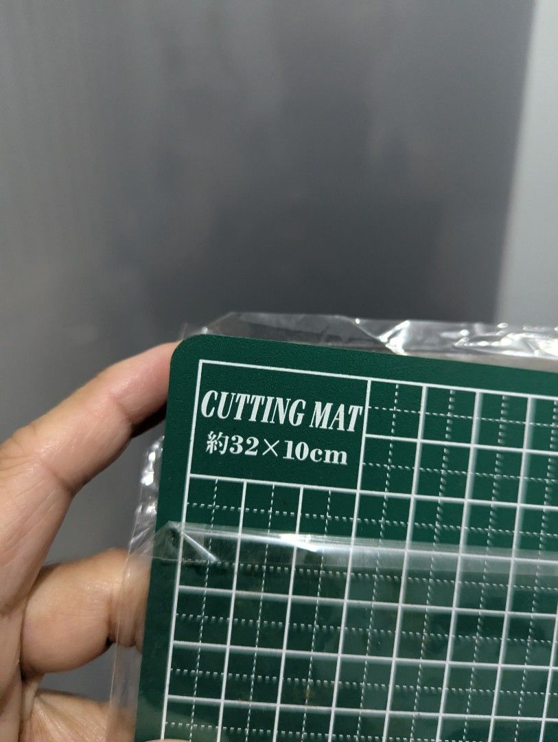 Cutting mat (Category: Craft Supplies & Tools) located in Marikina City. Submitted by myprelovedcollectibles (Listing ID 1355836243, Image 3). Description: .