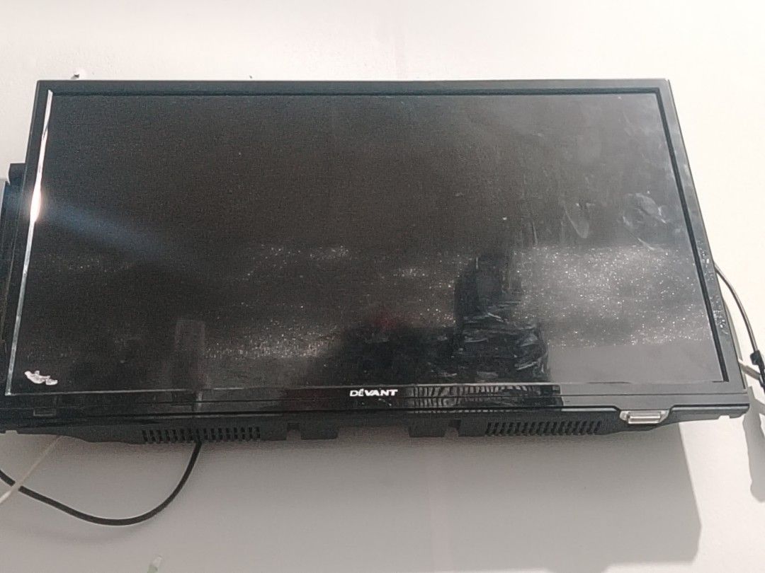 DEVANT TV (Category: TV) located in Manila. Submitted by nikaclyde (Listing ID 1355933229, Image 1). Description: ISSUE NO REMOTE HINDI PO ITO ANDROID TV NEED PO NG BLACK BOX PARA MAKAPAG WATCH OR ANTENA..