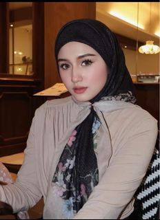 (Category: ) located in . Submitted by qysaa2010 (Listing ID 1356001668, Image 1). Description: .
