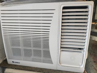 For Sale Aircon Gree 1HP inverter grade Good as new