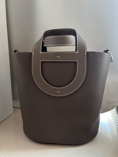 （分類：）位於 。 由 fortunite 提交（商品編號 1356008851，圖片 1）。簡介： 。