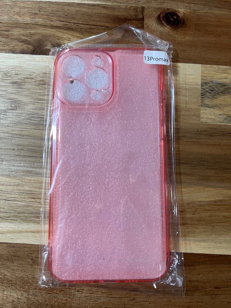 Iphone 13 promax pink case (Category: Cases & Sleeves) located in Pasay City. Submitted by questionmart (Listing ID 1355939700, Image 1). Description: .
