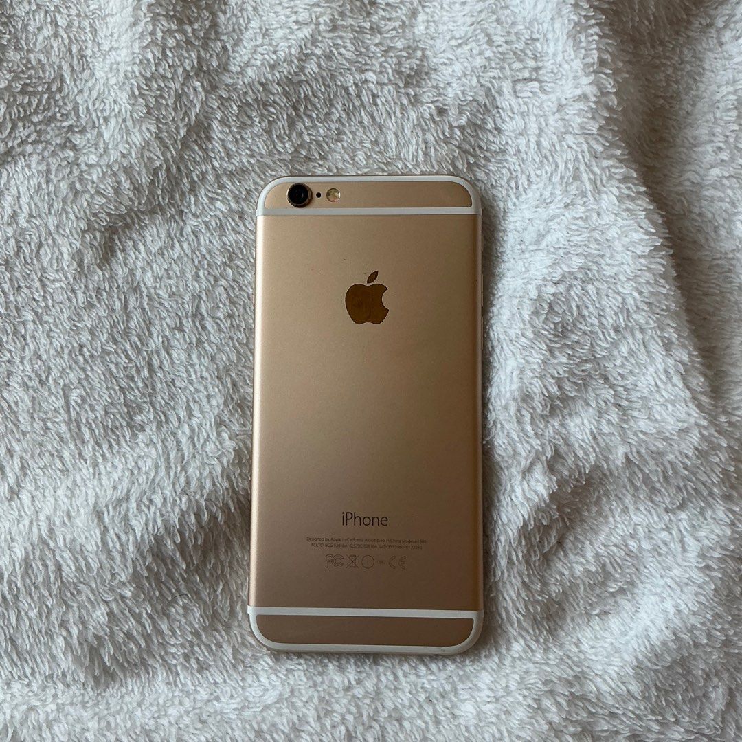 iPhone 6 (Category: iPhone 6 Series) located in Bocaue. Submitted by decluttercsbroke (Listing ID 1355892695, Image 2). Description: 16 GB All buttons are working 100% Battery health (replaced) No iCloud issue Factory unlocked Honest opinion: i think ts a white box phone (my mom got this from a mystery box package worth 4k lol waste of money).