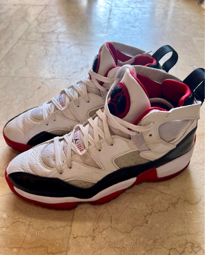 Jordan Jumpman Two Trey Bred Concord (Category: Sneakers) located in Amadeo. Submitted by cminihaven (Listing ID 1355994993, Image 3). Description: Almost new but no box Negotiable but no haggling.