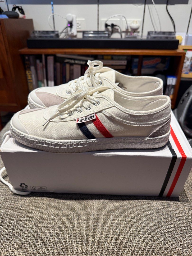 Kawasaki Retro white canvas sneakers (Category: Sneakers) located in Makati City. Submitted by guioble (Listing ID 1355837767, Image 2). Description: Selling my Kawasaki Retro canvas sneakers. Only used 2-3x, still in great condition. Has a very soft insole, making it very comfortable for long walks. Size 8.5 US 42 EU, fits true to size. Payment via GCash, BPI, or Maya. Shipping via Grab, Lalamove, or J&T at buyer's expense. .
