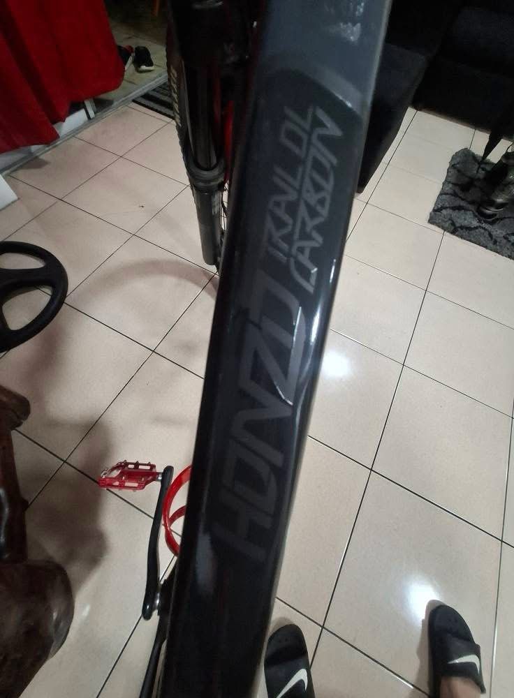 Kona Honzo Trail Bike (Category: Bicycles) located in Manila. Submitted by lml30 (Listing ID 1355979402, Image 3). Description: Selling Kona Honzo Trail CARBON DL 2019 (29er) Original AirFork Suspension (Rockshox) Sram XO 1x11 groupset Sram SC Guide Hydraulic Brake Carbon Stem Jimaiteam Carbon Saddle Maxxis Ardent Rear Maxxis Minion DHF Front Nego if sure buyer. PS: less than 150 miles lang po ang tinakbo..