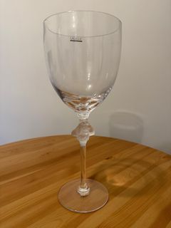 （分類：）位於 。 由 auschsfrs 提交（商品編號 1355904339，圖片 1）。簡介： 。