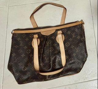 (Category: ) located in . Submitted by clear_wardrode (Listing ID 1356007967, Image 1). Description: .