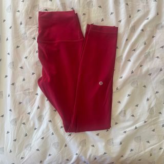 (Category: ) located in . Submitted by jptpreloved (Listing ID 1355921243, Image 1). Description: .
