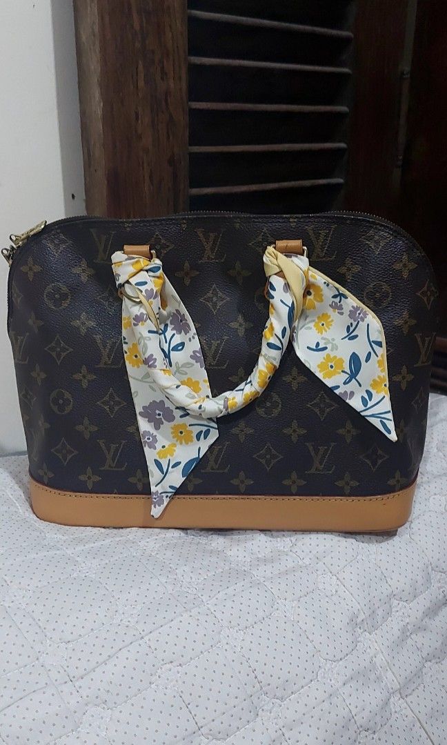LV Alma PM Mono (Category: Luxury Bags & Wallets) located in Pasig City. Submitted by swiftflower.44ebc5 (Listing ID 1356038416, Image 2). Description: LV Alma PM Mono (pre-loved) 💯 authentic - this is from my closet and I don't buy fake 😇 Inclusions: - dust bag - Cert of Authenticity Issues: - GHW but with slight tarnish - no strap - very small corner rubs - had it re colored and bag spa at dr. leather megamall RFS: declutter MOP: BPI/Security