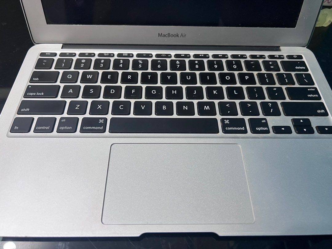 MacBook Air (Category: Laptops & Notebooks) located in Cainta. Submitted by mc_chic (Listing ID 1355969257, Image 3). Description: MacBook Air (11-inch, Early 2015) - Startup Disk Macintosh HD - Graphics Intel HD Graphics 6000 1536 MB - Processor 1.6 GHz Dual Core Intel Core i5 - Memory 4GB 1600 Original charger Smooth performance No history of repair Issues: Caps Lock doesn’t work Small dent on top of the laptop Other than this Laptop still work