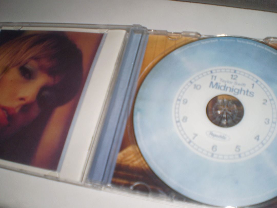 Midnights: Moonstone Blue Edition CD (Category: CDs & DVDs) located in Ligao. Submitted by rinaaaroo (Listing ID 1355923302, Image 1). Description: Includes: - CD and lyric book - only used it multiple times and it's in good condition with minor scratches -No bogus buyer. Do not order, or comment if not sure buyer. - Shipping fee is always shouldered by the buyer. NO FREE SHIPPING, NO COD - Strictly payment first - Courier: LBC rfs: will buy more