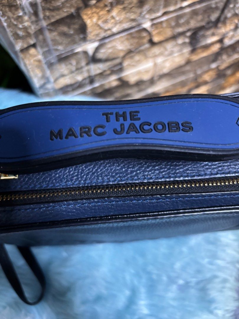 MJ The Box (Category: Luxury Bags & Wallets) located in Meycauayan. Submitted by maxsshopzter (Listing ID 1355977242, Image 2). Description: .