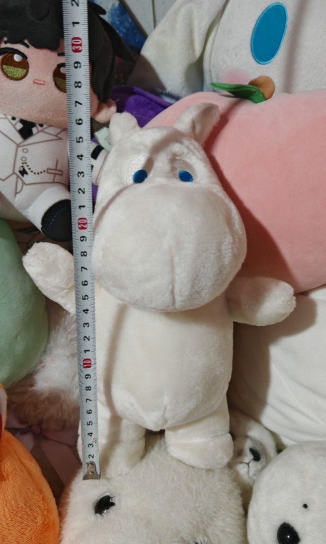 Moomin Plush (with etiketa) (Category: Plushies & Soft Toys) located in Binan City. Submitted by anime_finds (Listing ID 1356039065, Image 2). Description: 🌸 On hand 🌸 With etiketa 🌸 Good condition.
