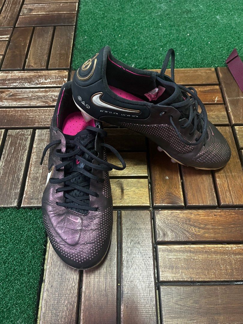 Nike tiempo legend 9 elite (Category: Racket & Ball Sports) located in Singapore. Submitted by danfafqfi (Listing ID 1356043622, Image 2). Description: Size uk 7.5 Used a few times No box or bag Can neg.