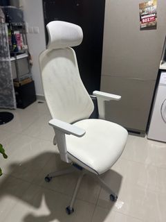 (Category: ) located in . Submitted by re_style (Listing ID 1356002993, Image 1). Description: .