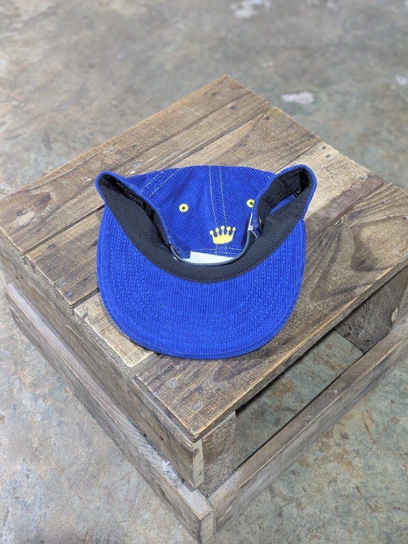 Official league corduroy cap (Category: Caps & Hats) located in Cavite. Submitted by latestpickcaps (Listing ID 1355901830, Image 3). Description: Official league corduroy cap Brand new condition No issue Before price: ₱550 Sale price: ₱449 Free shipping.
