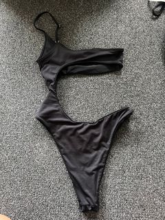 (Category: ) located in . Submitted by adxoxx (Listing ID 1355900304, Image 1). Description: .