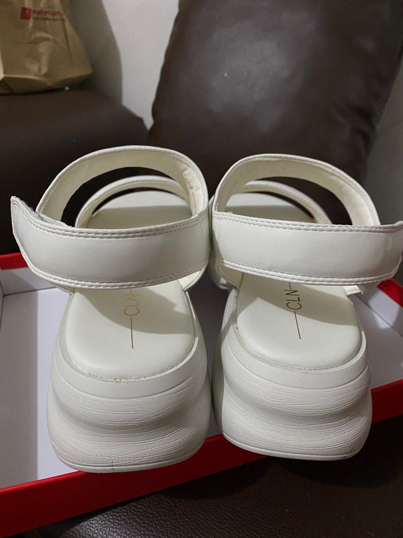 PLATFORM WHITE CLN SANDALS (Category: Sandals) located in Pasig City. Submitted by theclutterqueen (Listing ID 1355950877, Image 3). Description: 📌Used once 📌Good as new 📌Size 40 📌Original price: 1,599 📌With box RFS: It's too big for me Can do meet up and delivery. Loc: Pasig City.