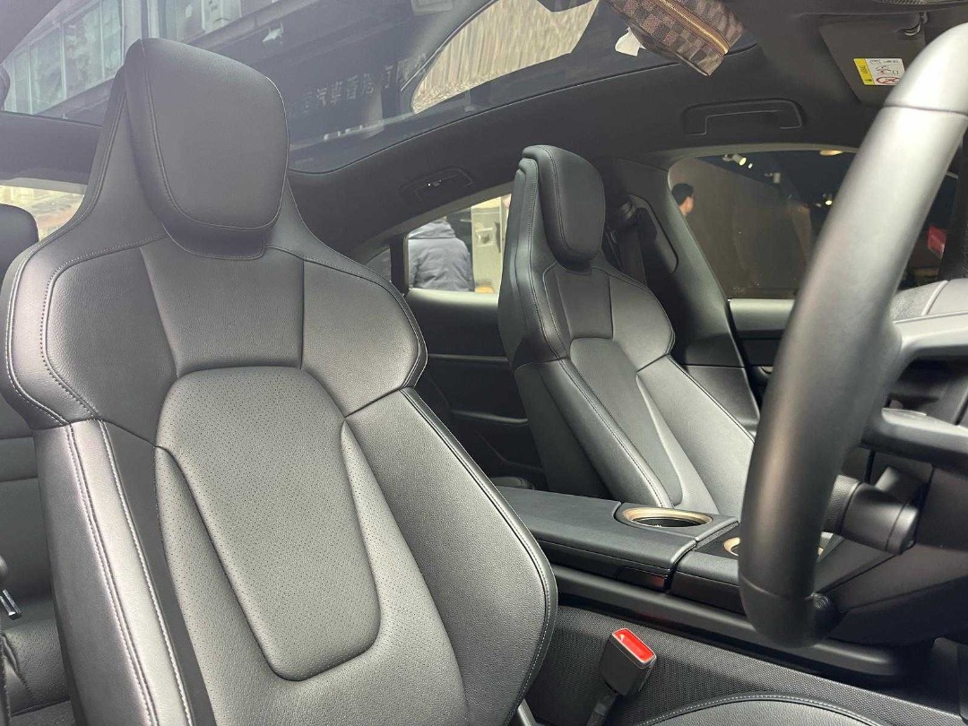 Porsche TAYCAN Auto62863129966723112