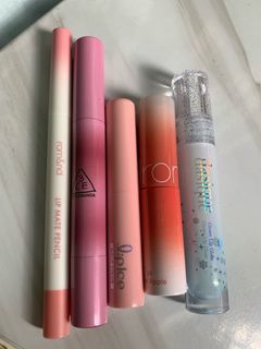 romand唇線筆02 dovey pink/有色潤唇膏14 dear apple｜dasique lip gloss唇蜜holiday snow ball| 3ce shine reflector潤唇膏04 lilac glaze | 曼秀雷敦變色潤唇膏02 琉璃粉紅64231205522051110