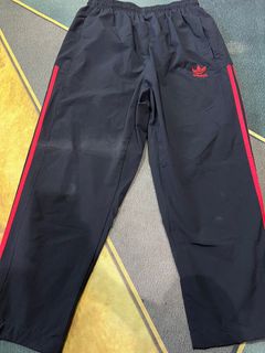 (Category: ) located in . Submitted by d_thrift.storee (Listing ID 1355951132, Image 1). Description: .